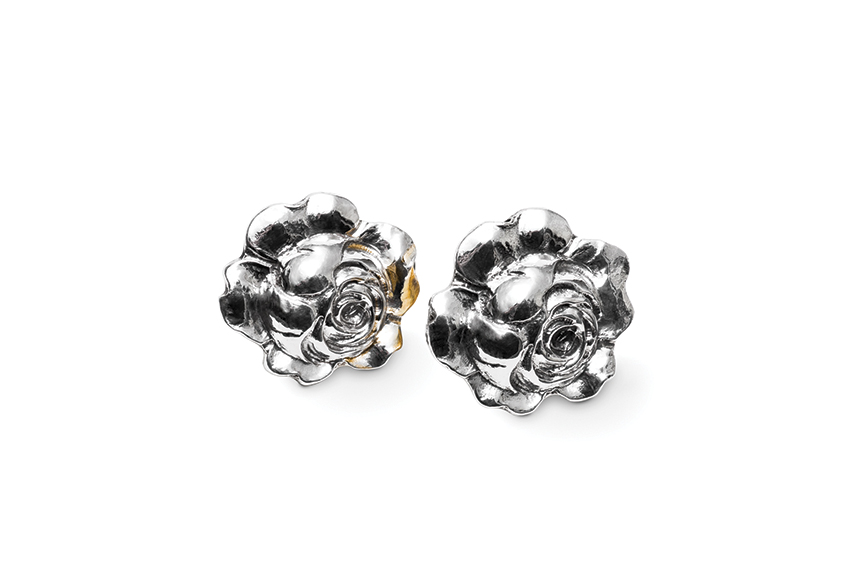 Galmer Silver Rose Earrings, photography by [ZeO].